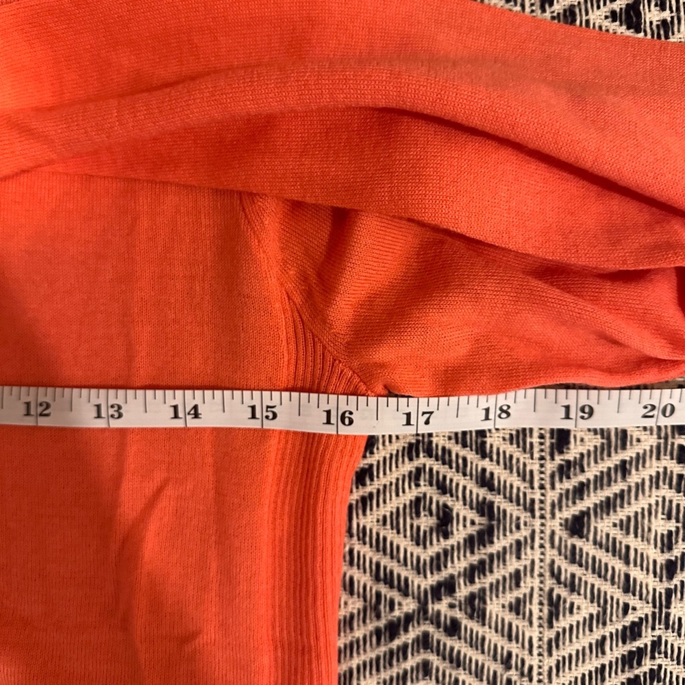J Crew Coral Merino Wool Blend Crewneck Sweater Size Small - Picture 5 of 8